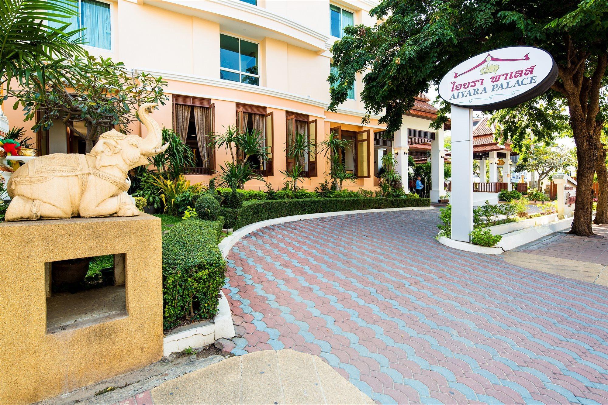 Aiyara Palace Otel Pattaya Dış mekan fotoğraf