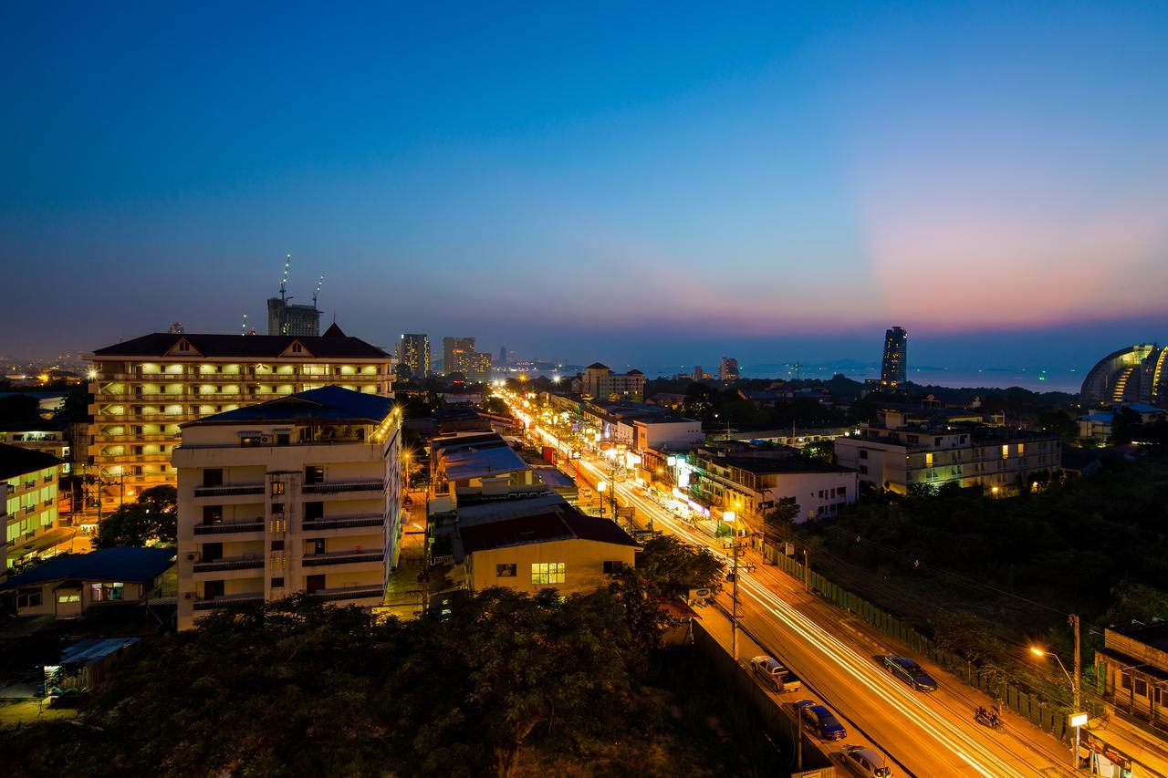 Aiyara Palace Otel Pattaya Dış mekan fotoğraf